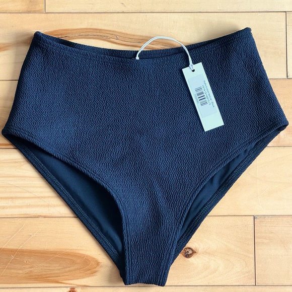 NWT WANDERLUST textured bikini Erin in BLACK - Picture 6 of 8